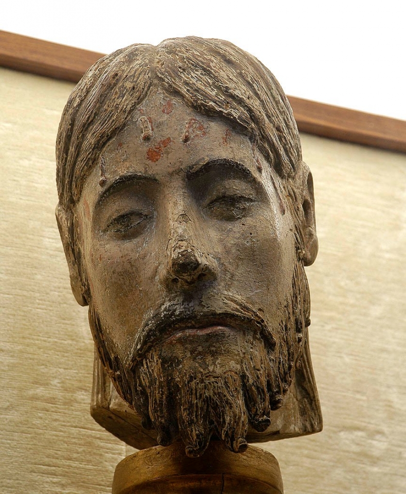 Cathédrale de Clermont ; statue- Christ