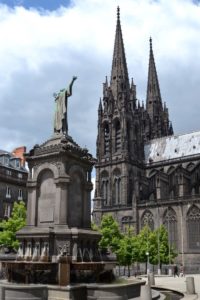 Cathédrale de Clermont ; exterieur