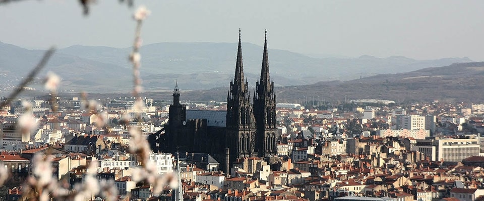 cathedrale notre dame de clermont ferrand