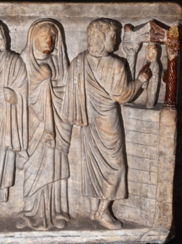 Résurrection de Lazare, sarcophage, cathédrale de Clermont