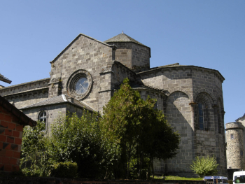 Herment, église, vue générale