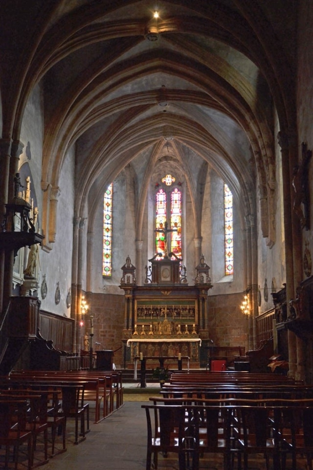 Eglise Saint-Dizaint d'Ardes sur Couze, vue intérieure