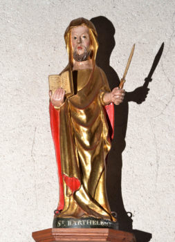 Beaumont, église, statue saint Barthélémy