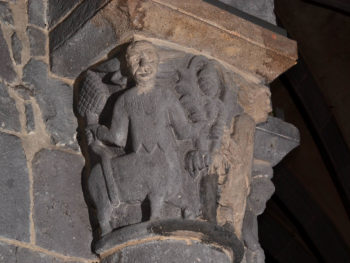 Besse, église Saint-André, chapiteau , centaures