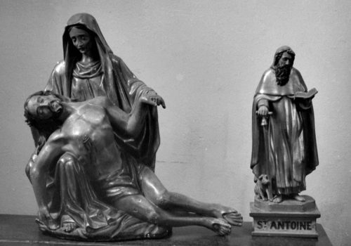 Pont-du-Château-église Sainte-Martine photo Bernard Craplet, Pieta et saint Antoine