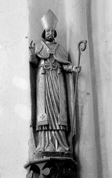 Chateldon, église Saint-Sulpice, statue d'évêque