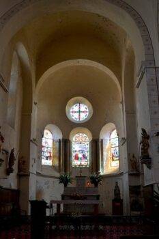 Ris, église Sainte-Croix, choeur