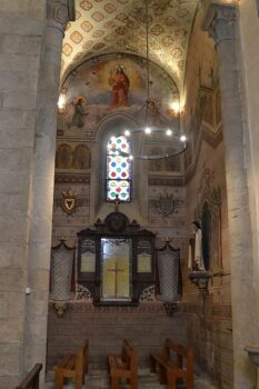 Combronde, église Saint-Genès, chapelle latérale