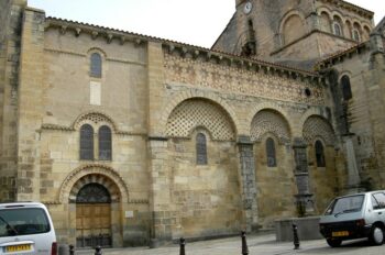 Eglise Saint-Julien de Chauriat, nef, extérieur