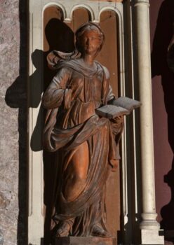 Eglise Saint-Julien de Chauriat, statue Vierge Annonciation