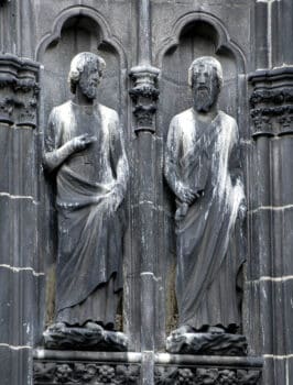 Cathédrale de Clermont, portail ouest, apôtres de Viollet-le-Duc