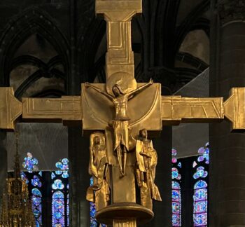 Cathédrale de Clermont, Croix de Philippe Kaeppelin