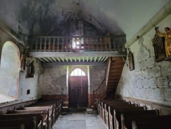 20251004_152855 La Celle, église, nef et tribune