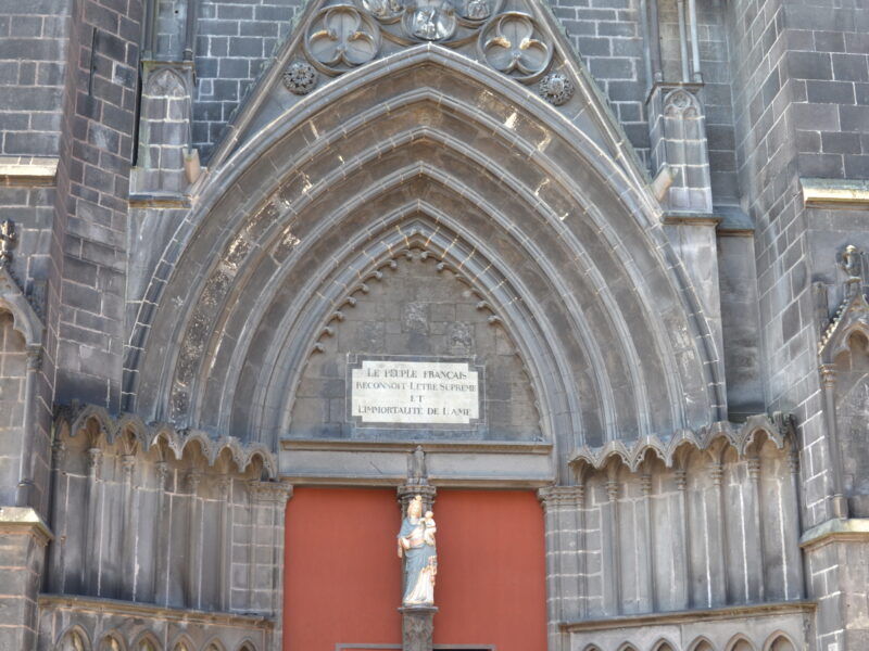 Cathédrale de Clermont, portail nord