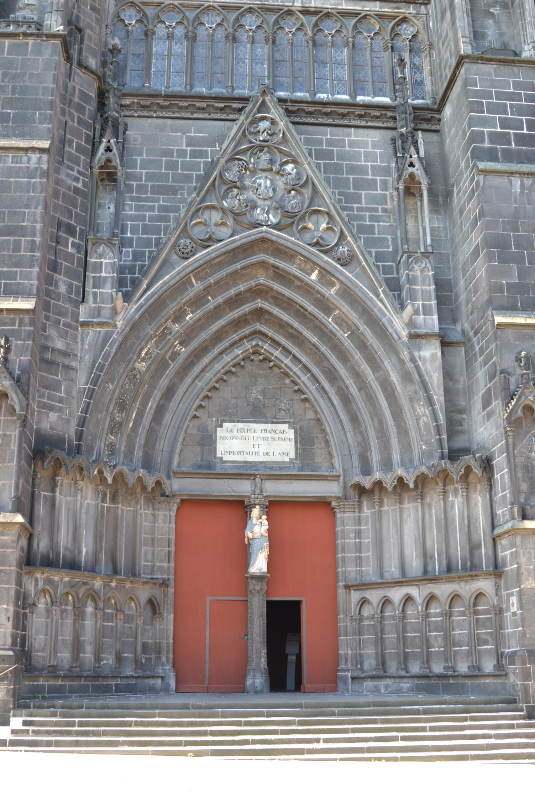 Cathédrale de Clermont, portail nord