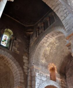 église de Thuret, croisée du transept