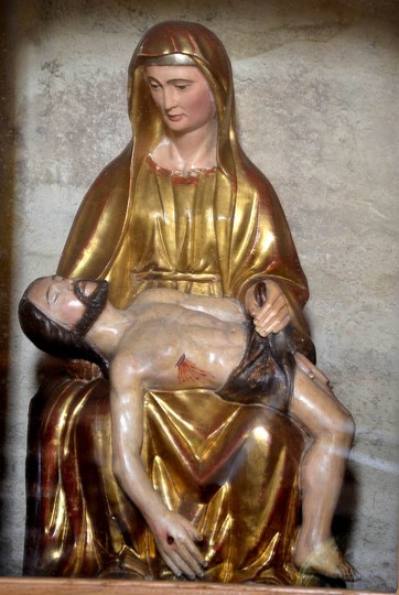 Cournon, église Saint-Martin, statue Piéta Cournon, église Saint-Martin, Piéta